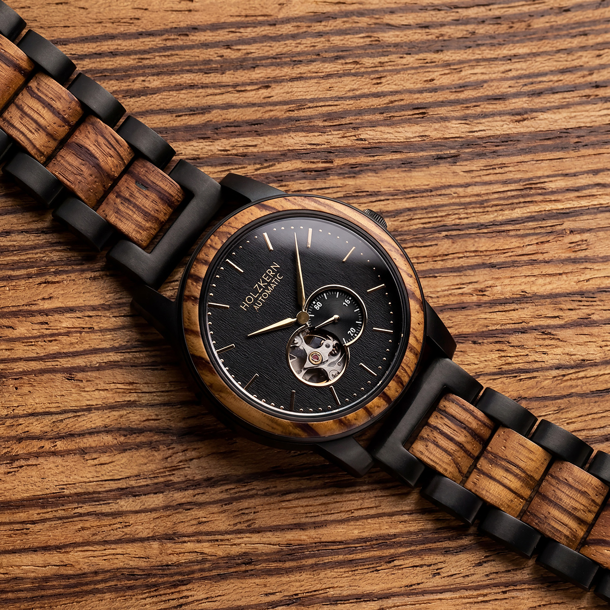 San Francisco (Zebrawood/Maple) | Holzkern Wood Watches